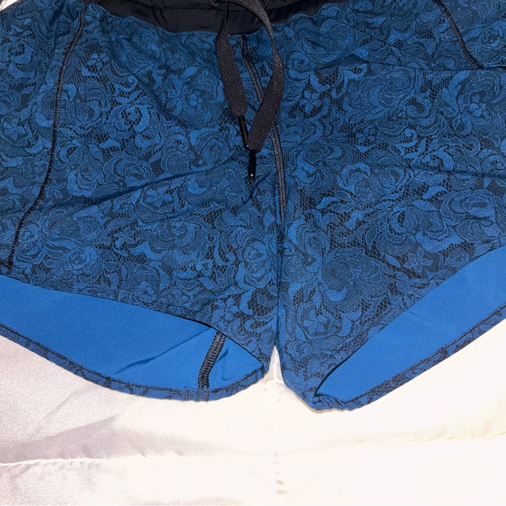 Lululemon Hotty Hot High Rise Shorts - Picture 4 of 10
